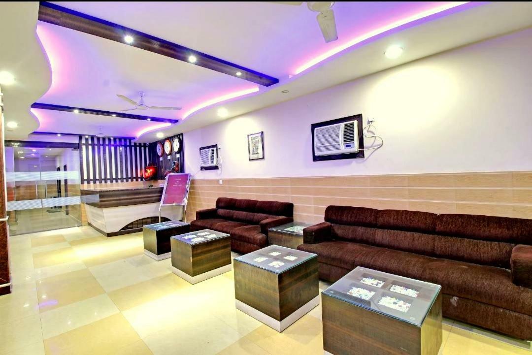 Hotel Pradeep Palace Gorakhpur Exterior foto